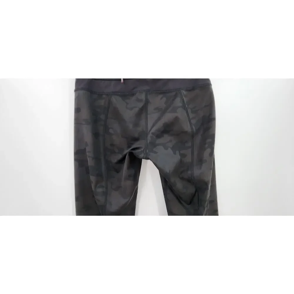 Lululemon Run Inspire Crop II Size 4 All Luxtreme Savasana Camo Black‎ Mesh